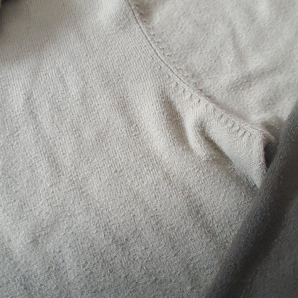 Vintage Green Ombre Sweater - Picture 3 of 4